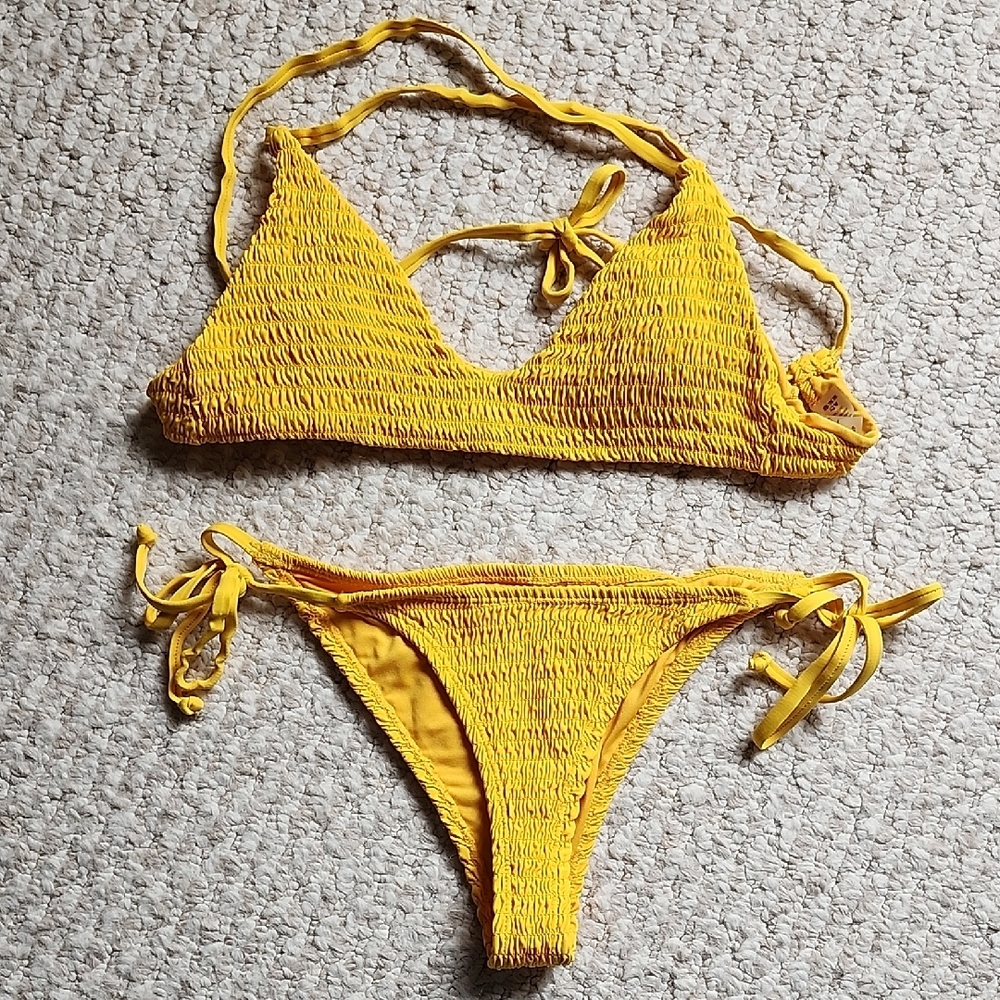 Yellow Textured Bikini Set - Picture 2 of 5